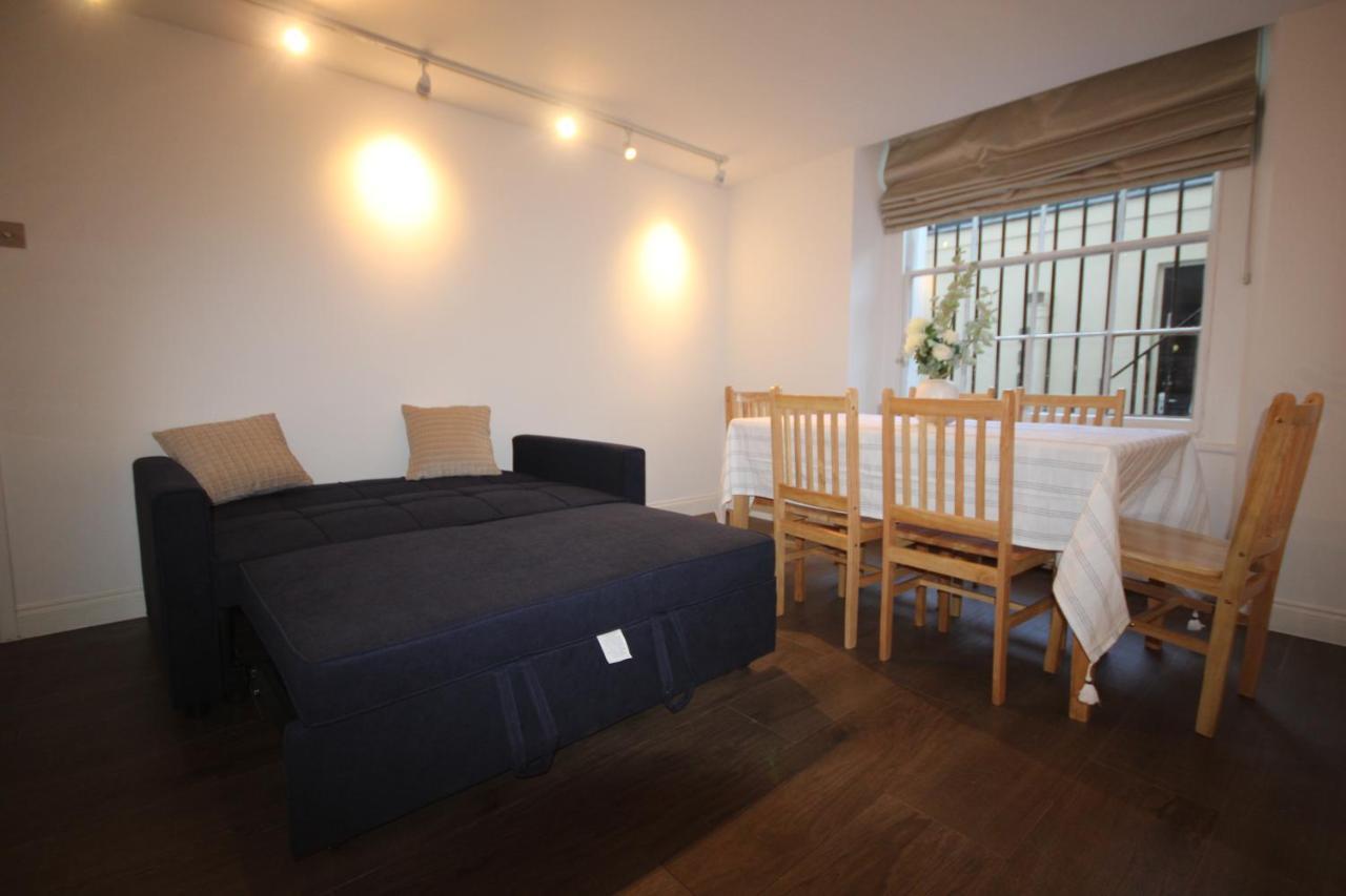 Superb Flat Near Victoria Station Apartment ลอนดอน ภายนอก รูปภาพ